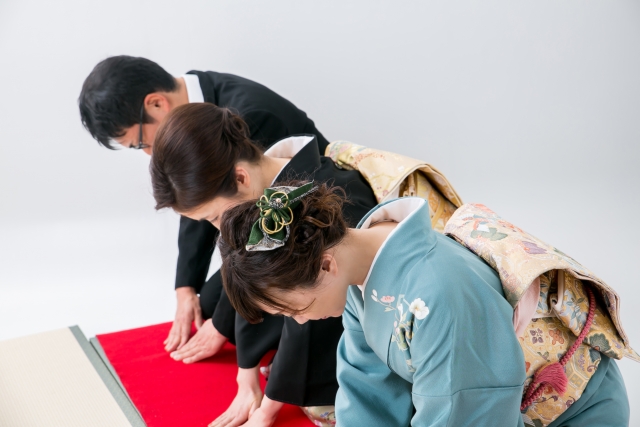 結納服装のイメージ